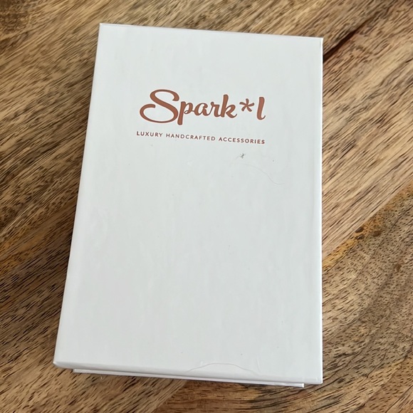 42 mm Apple Watch Louis Vuitton upcycled band - Picture 4 of 4